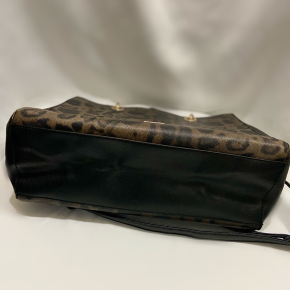 Aldo Leopard Purse - Picture 7 of 9